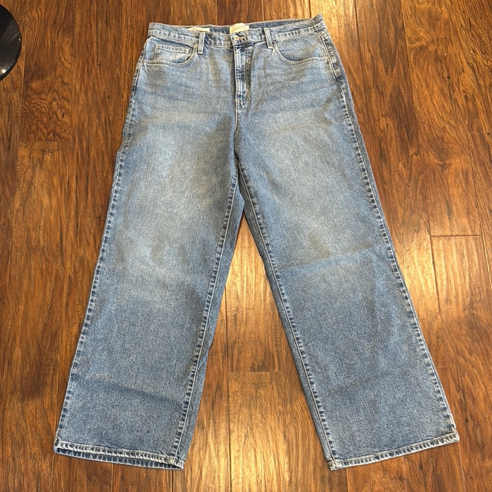 High Rise Wide Leg Universal Thread Jeans - 14